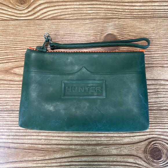 HUNTER for Target Green Rubber Zipped Wristlet 8" x 5" Makeup Pouch Case - Picture 1 of 9